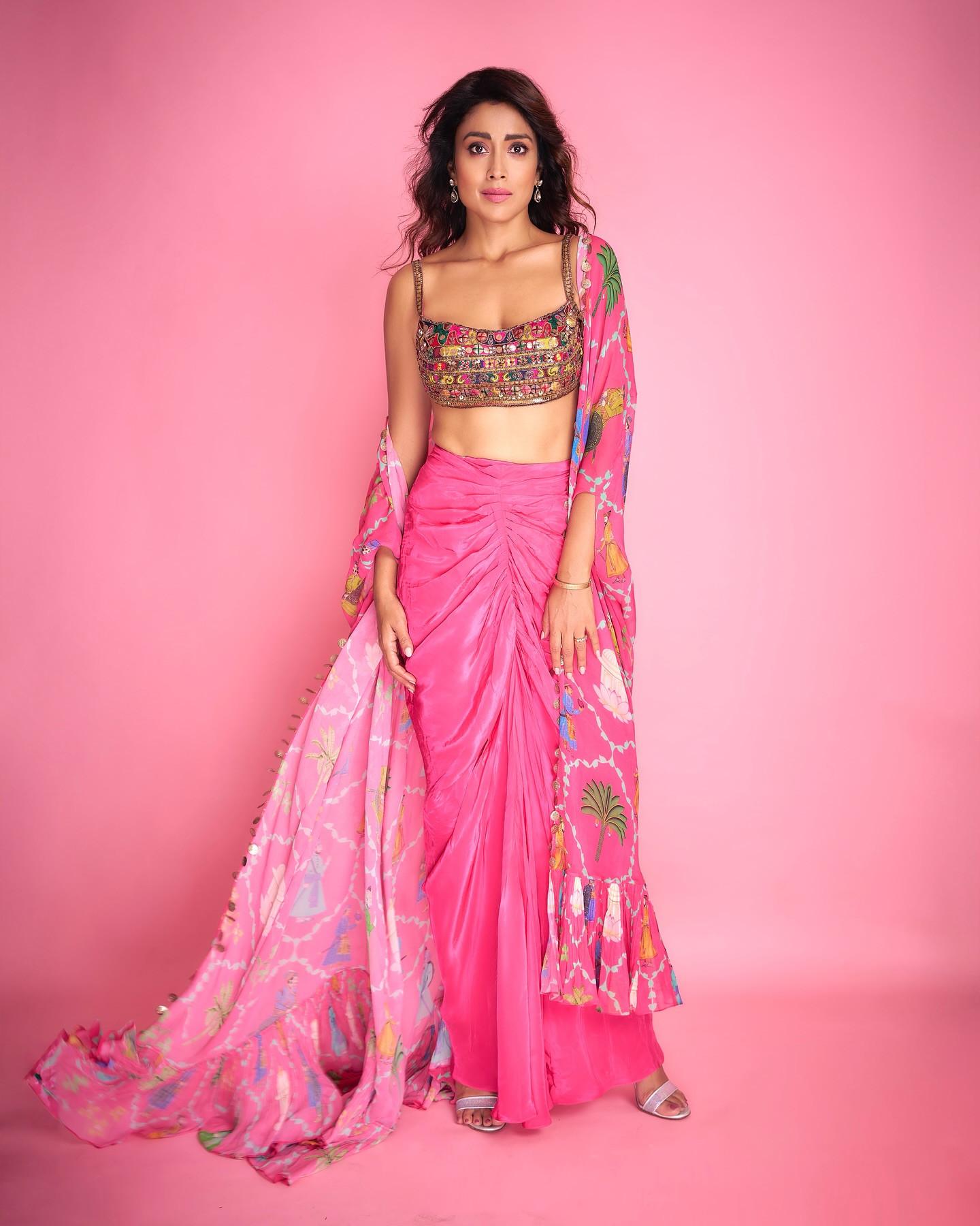 Actress Shriya Elegant Pink Saree With Printed Duppata
