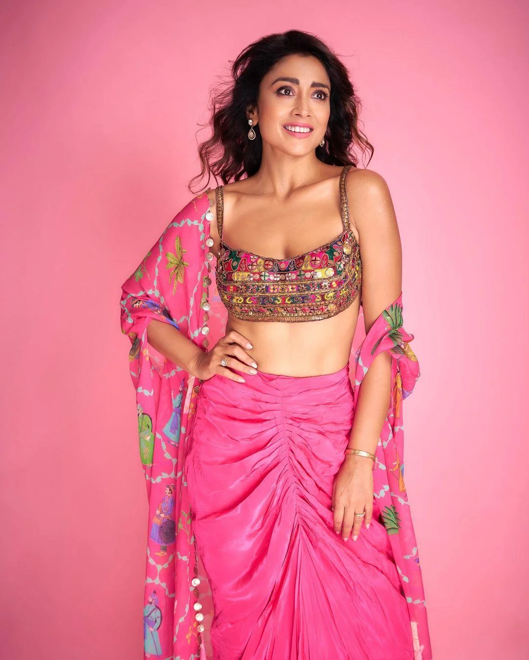 Shriya Elegant Pink Saree Hd Wallpaper