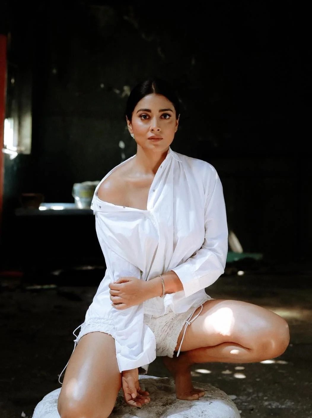 Shriya Photoshoot in White Dress Hd Wallpaper
