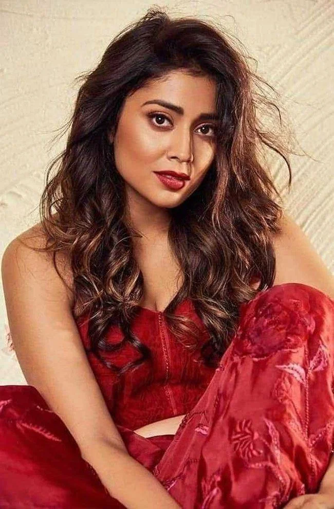 Shriya Saran Glamorous in Red Dress