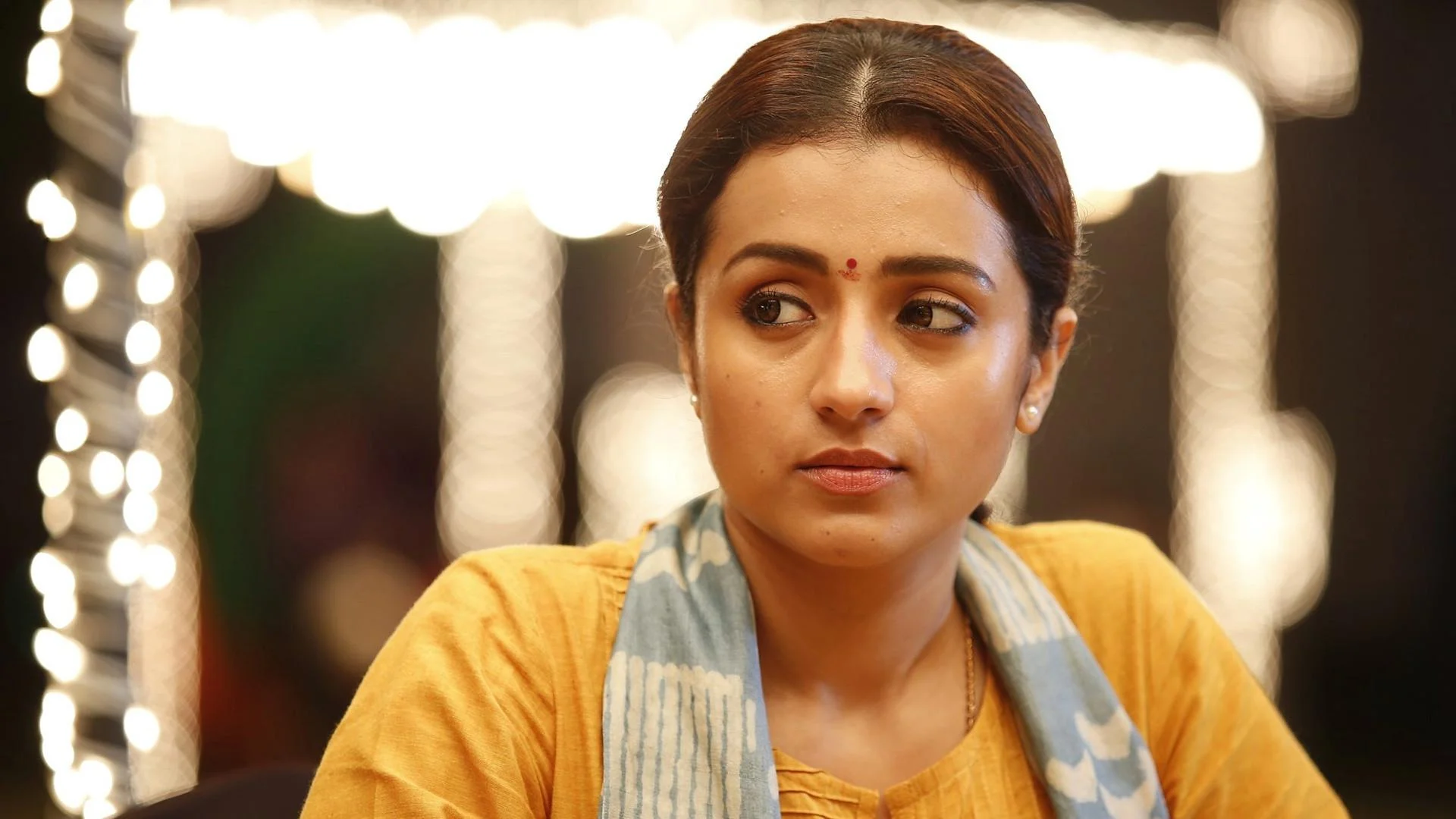 Trisha Krishnan in 96 Movie Hd Wallpaper