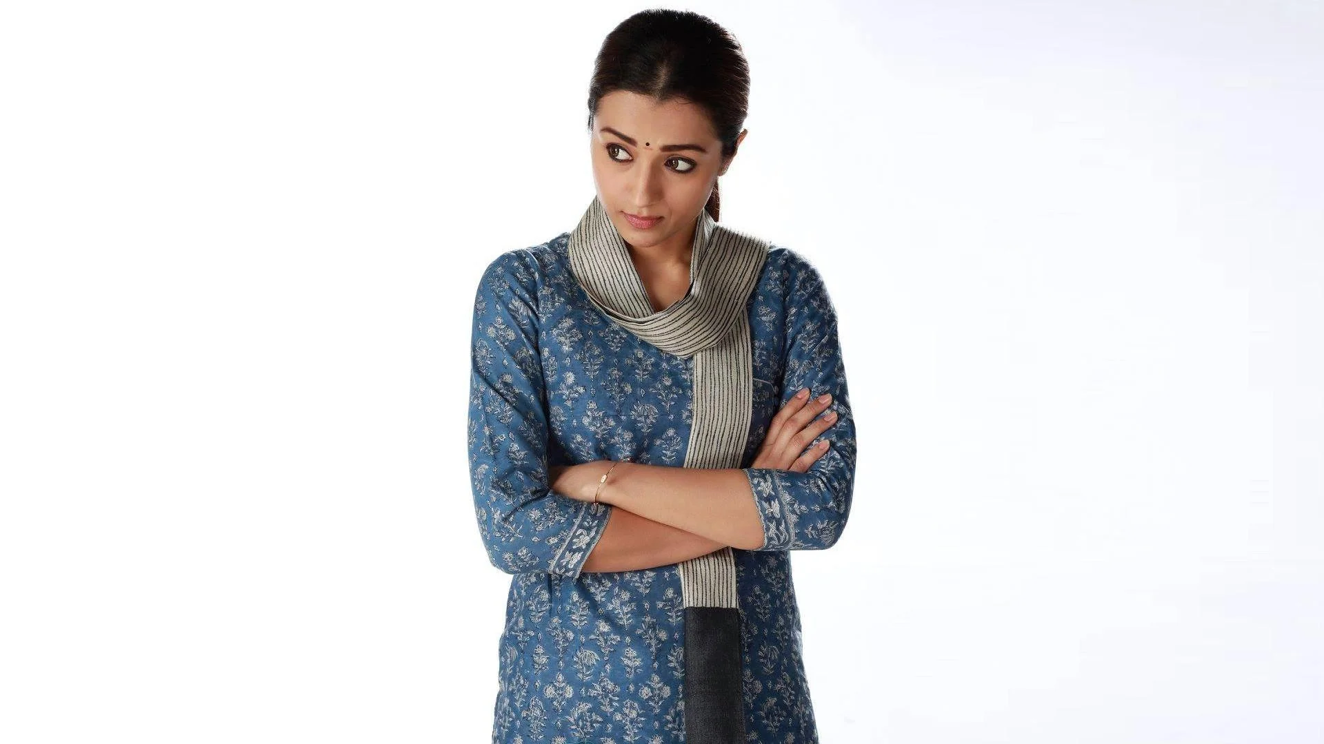Trisha Krishnan in Blue Churidar Hd Wallpaper