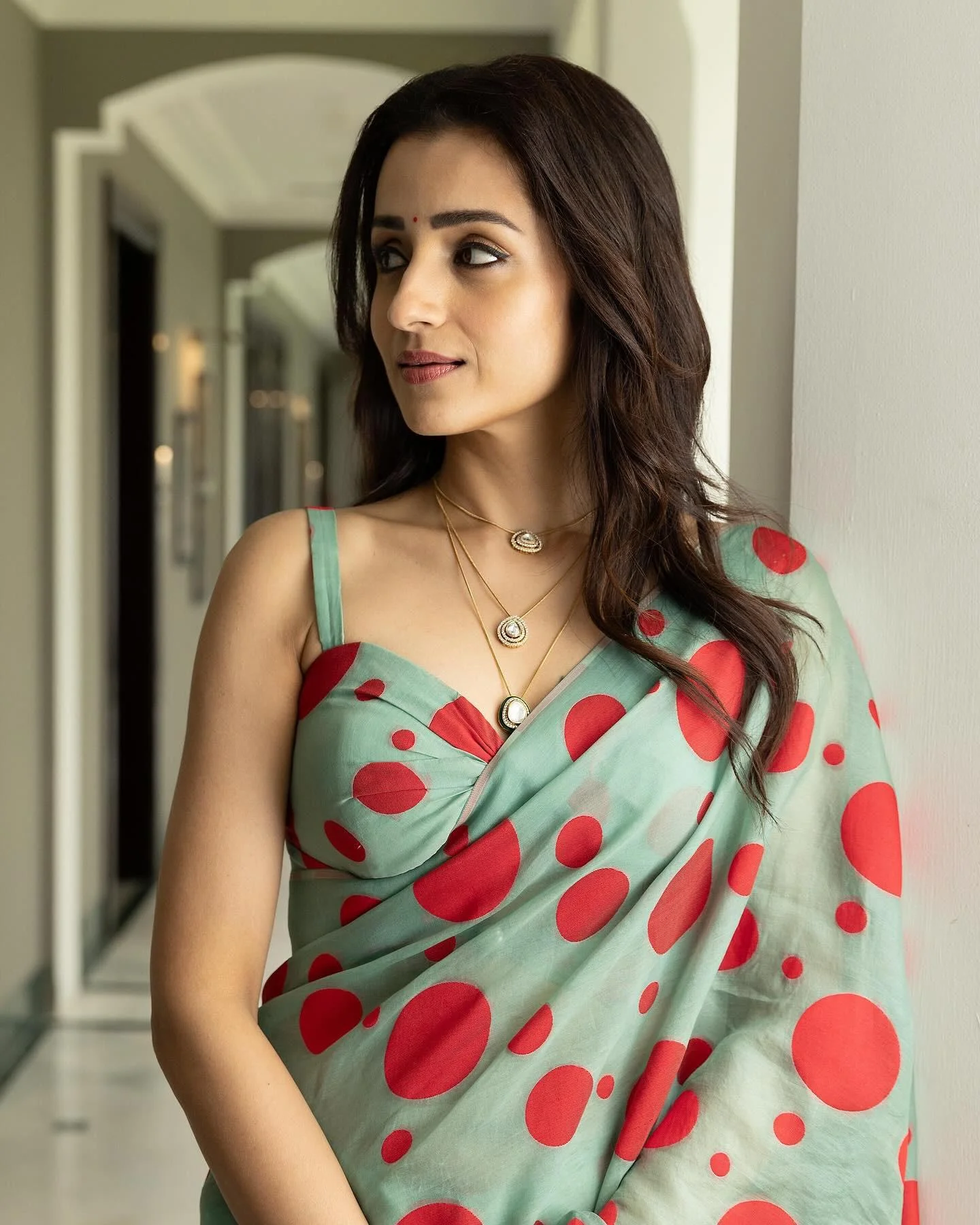 Trisha Krishnan Radiates Grace in Colourful Ethnic Gown