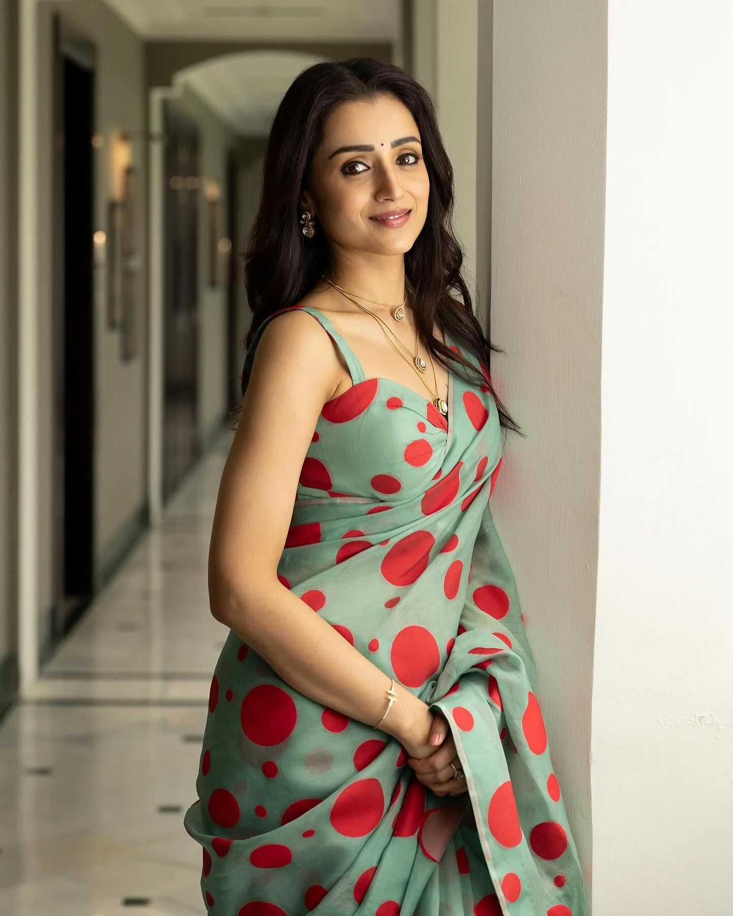 Trisha Krishnan Radiates Grace in Cute Saree