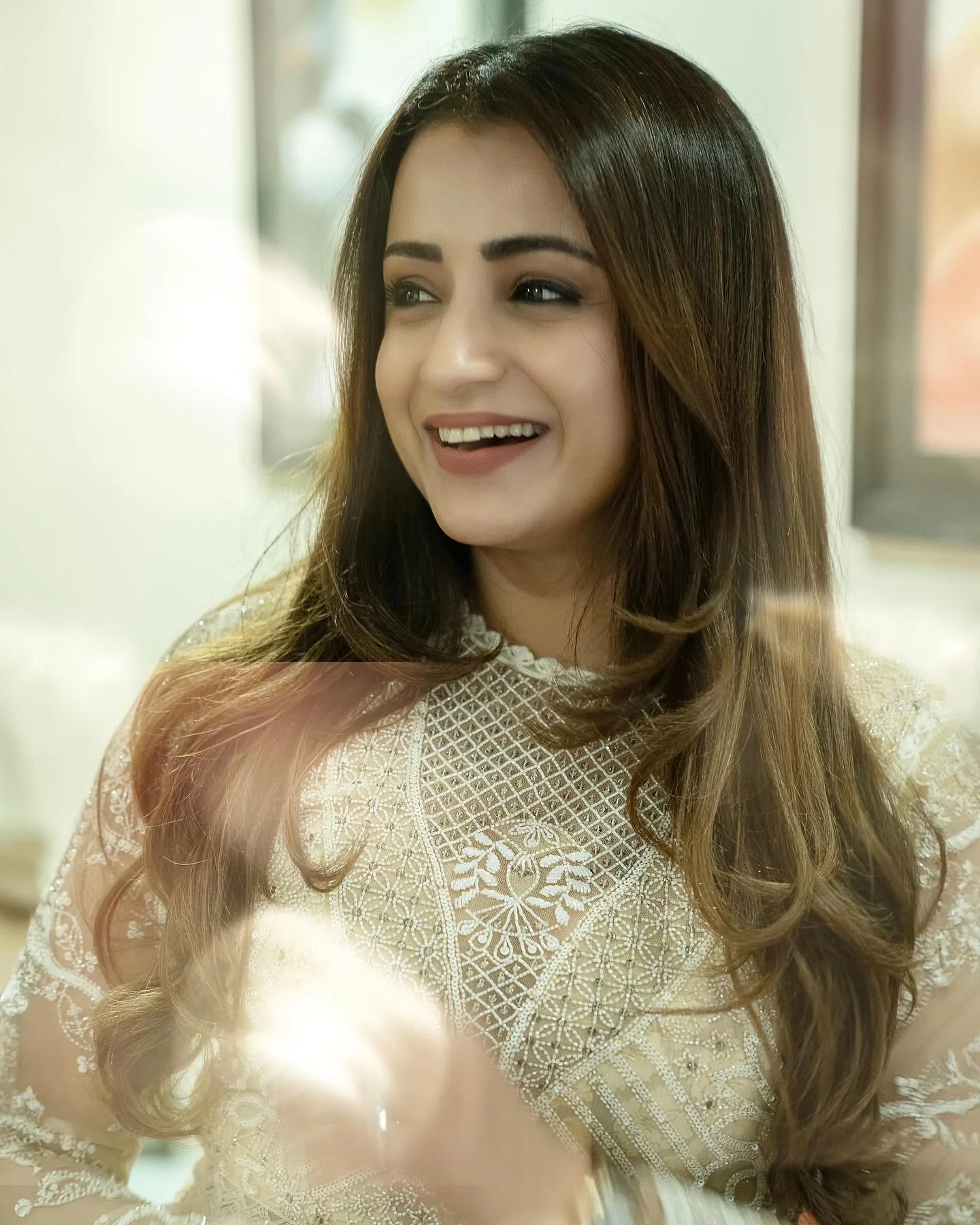 Trisha Krishnan Stunning Close-Up HD Wallpaper