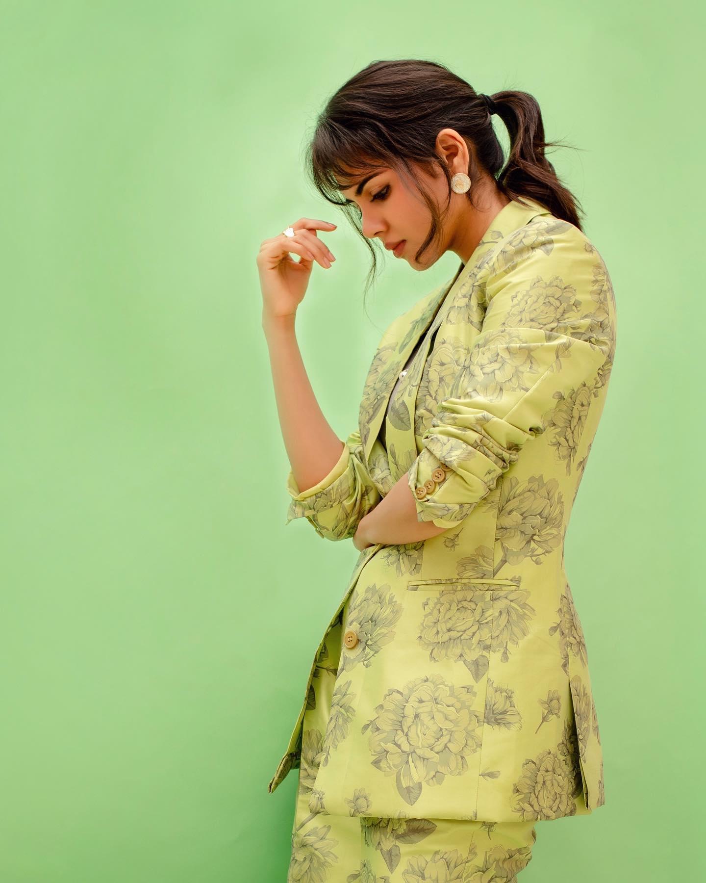 Discover High Quality Photography of Kalyani Priyadarshan