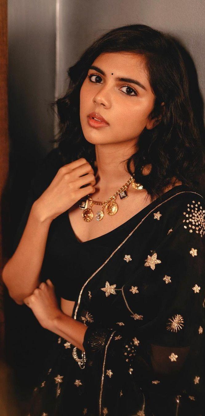 Kalyani in Black Ethnic Outfit Looking Elegant Photography