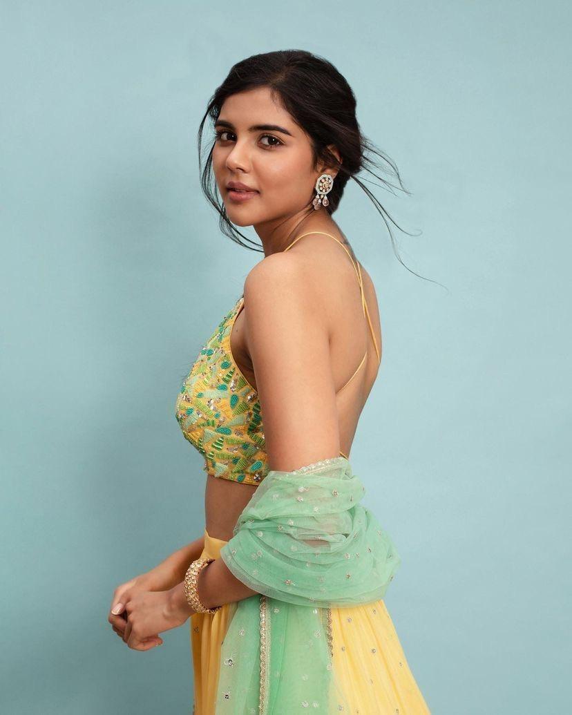 Kalyani Priyadarshan in Yellow Gown with Soft Smile Pic