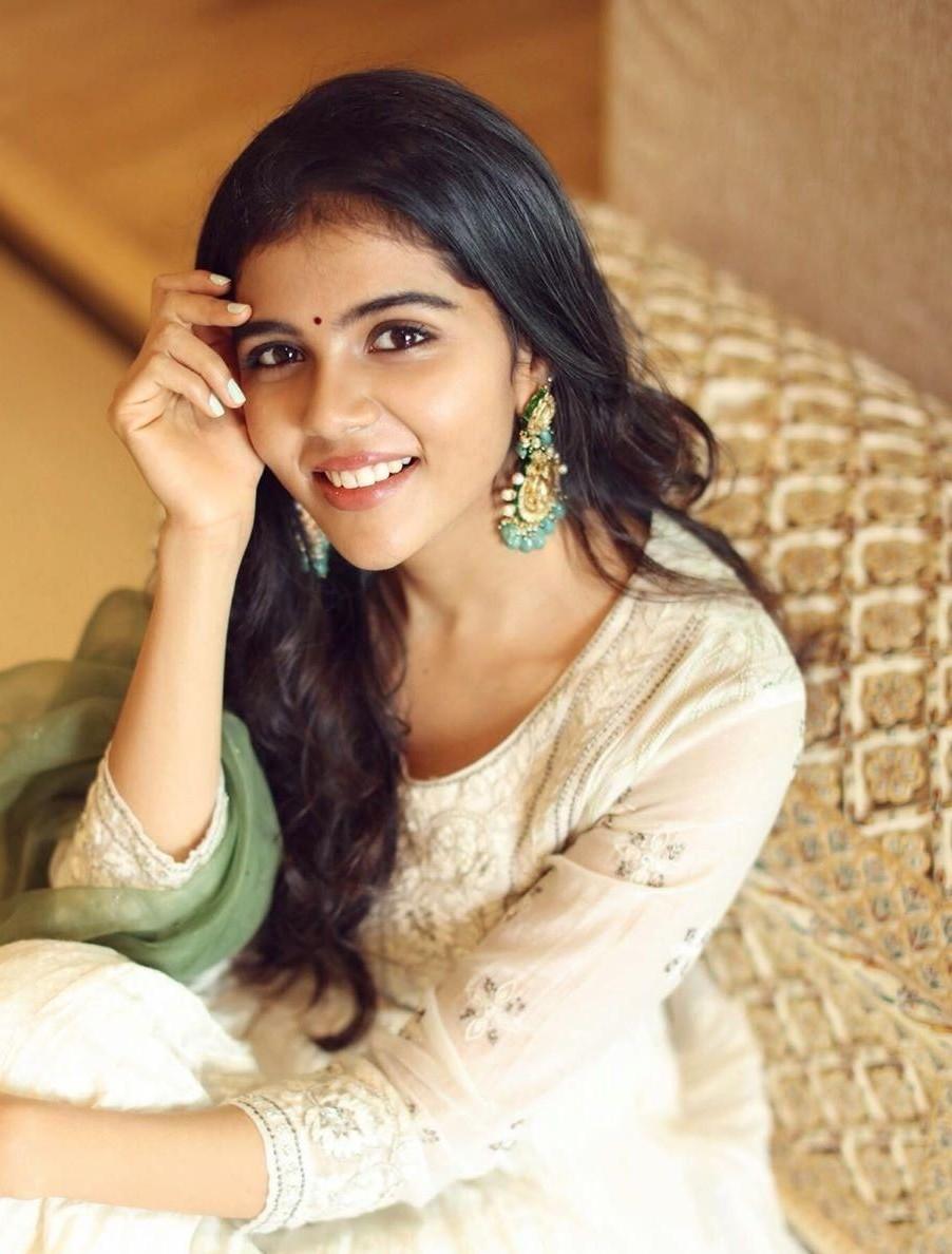 Kalyani Priyadarshan Looking at Camera with Earrings Pic
