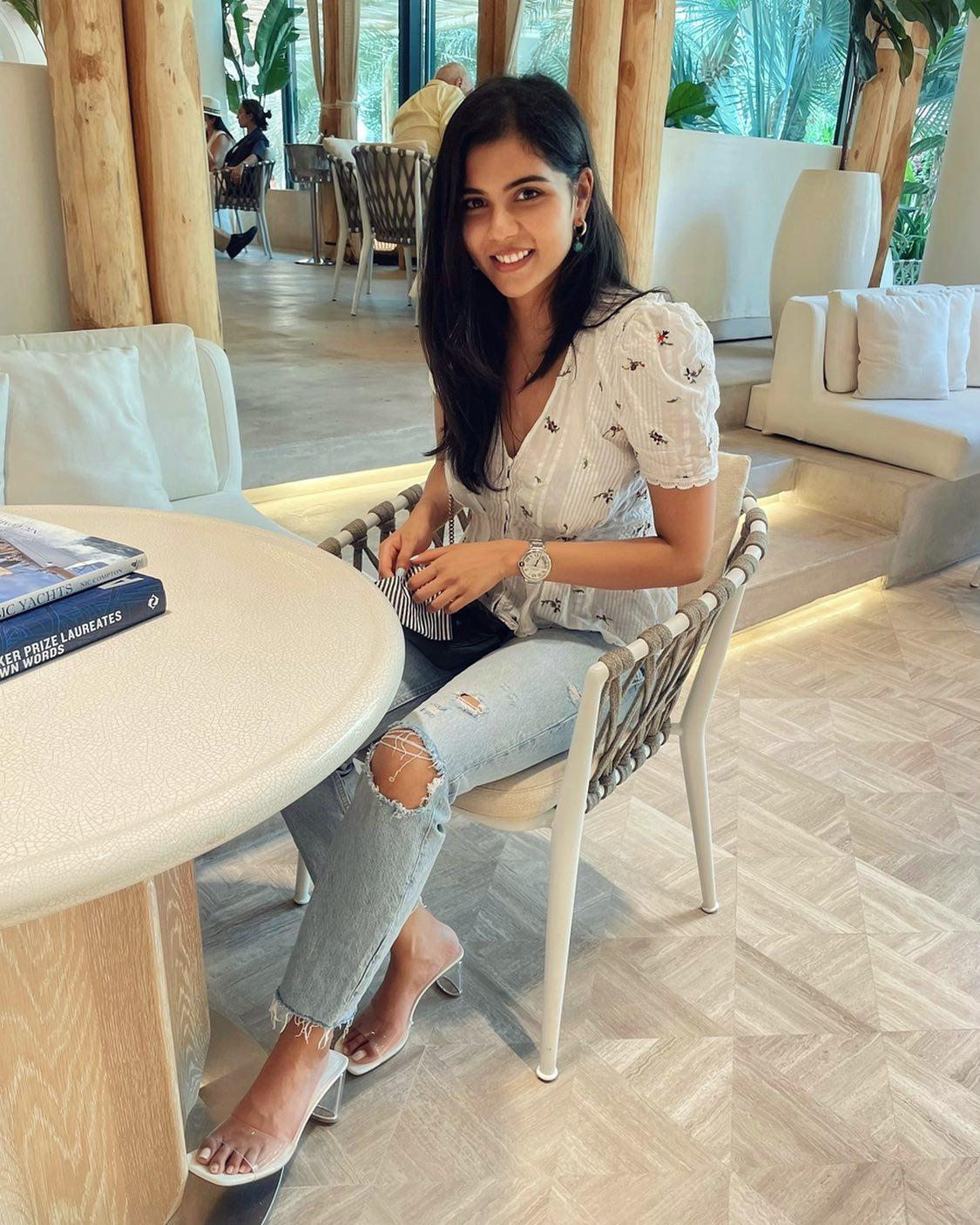 Kalyani Priyadarshan Wearing Search Band free HD Image