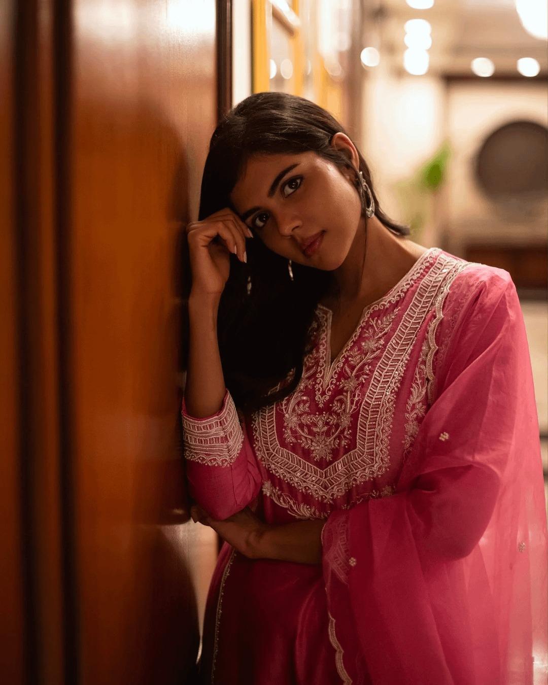 Pink Dress Pose of Kalyani Priyadarshan free Quality Image