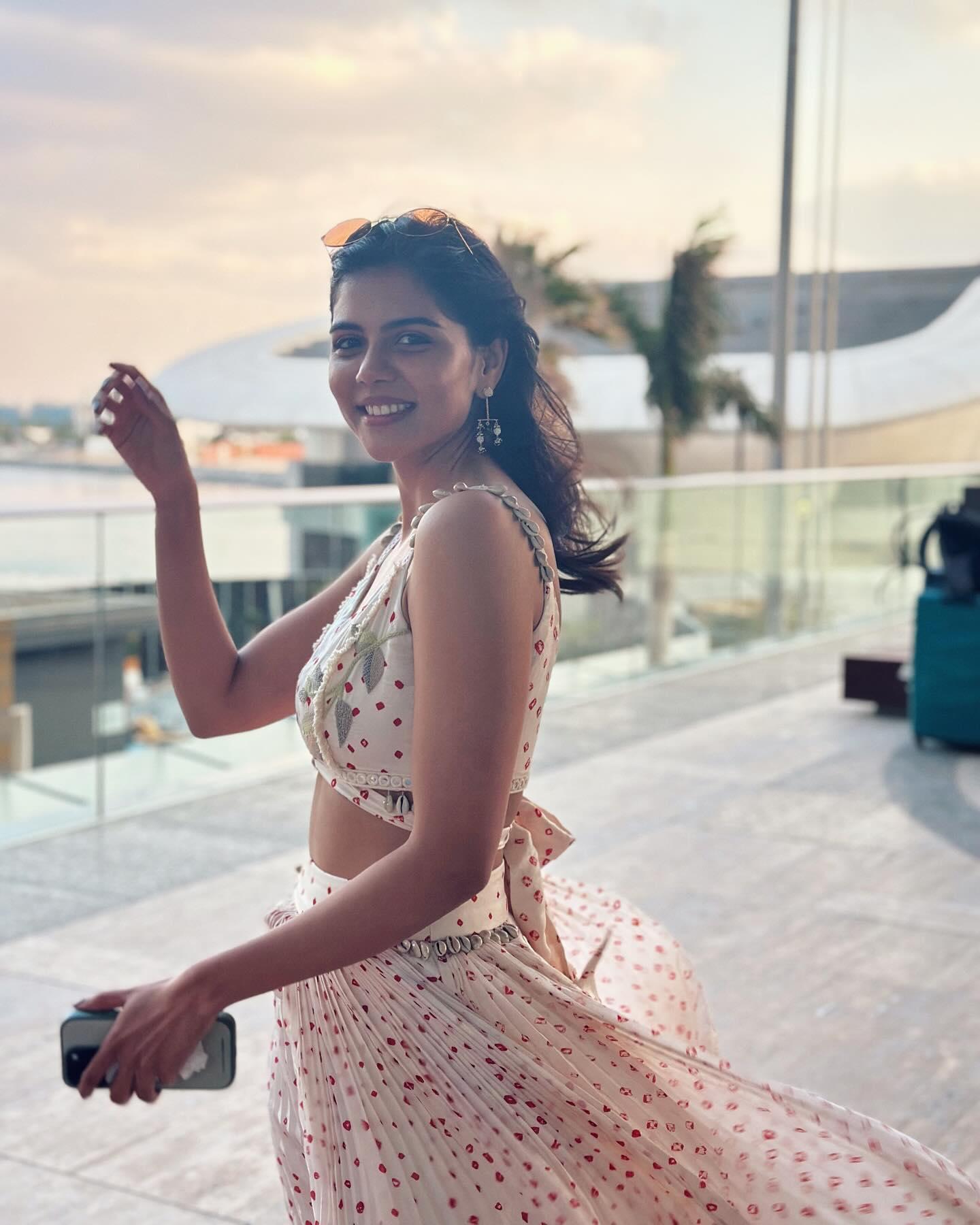 Playful Summer Vibes with Kalyani Priyadarshan Look Image