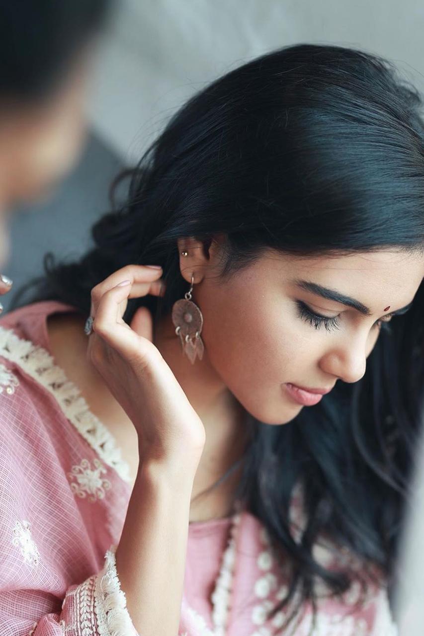 Priyadarshan Casual Look Wearing Pink Dress 4K Photo