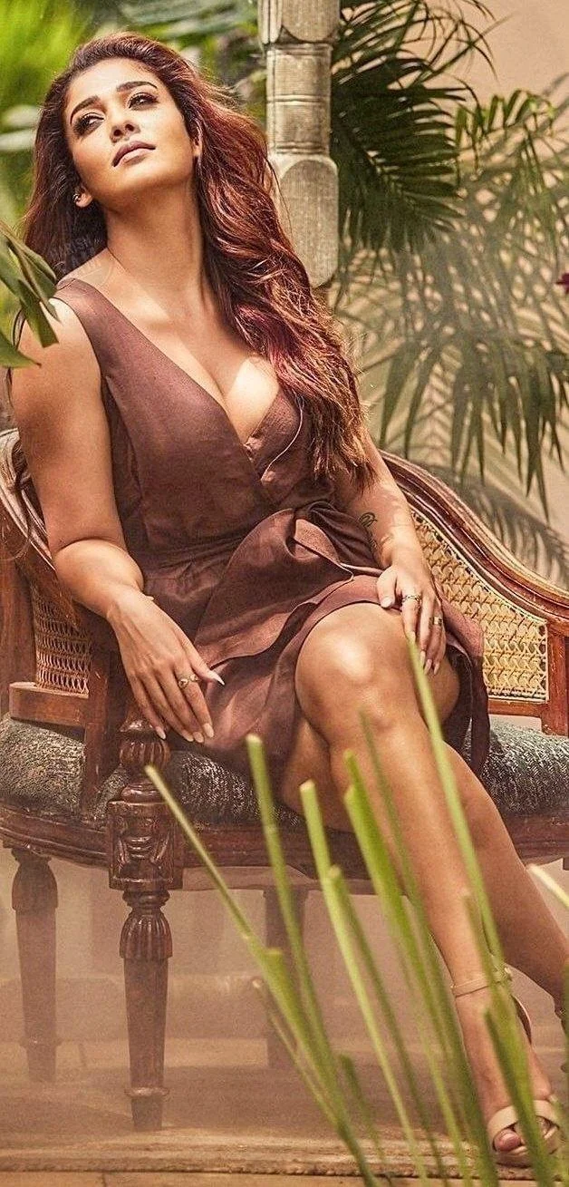 Nayanthara Glamorous Click Hd Image