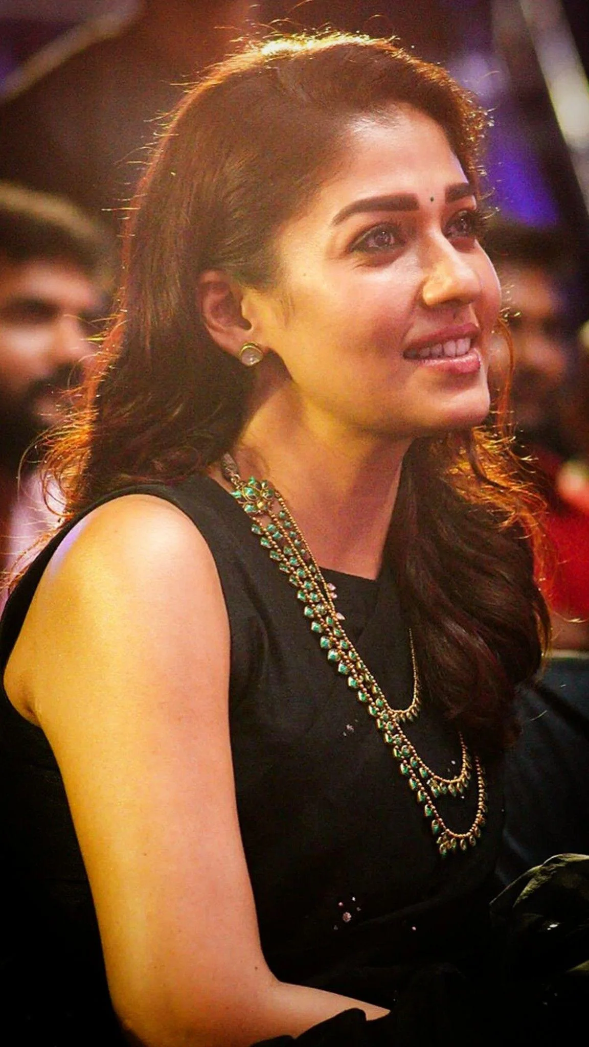 Nayanthara Magazine Cover Style Hd Image