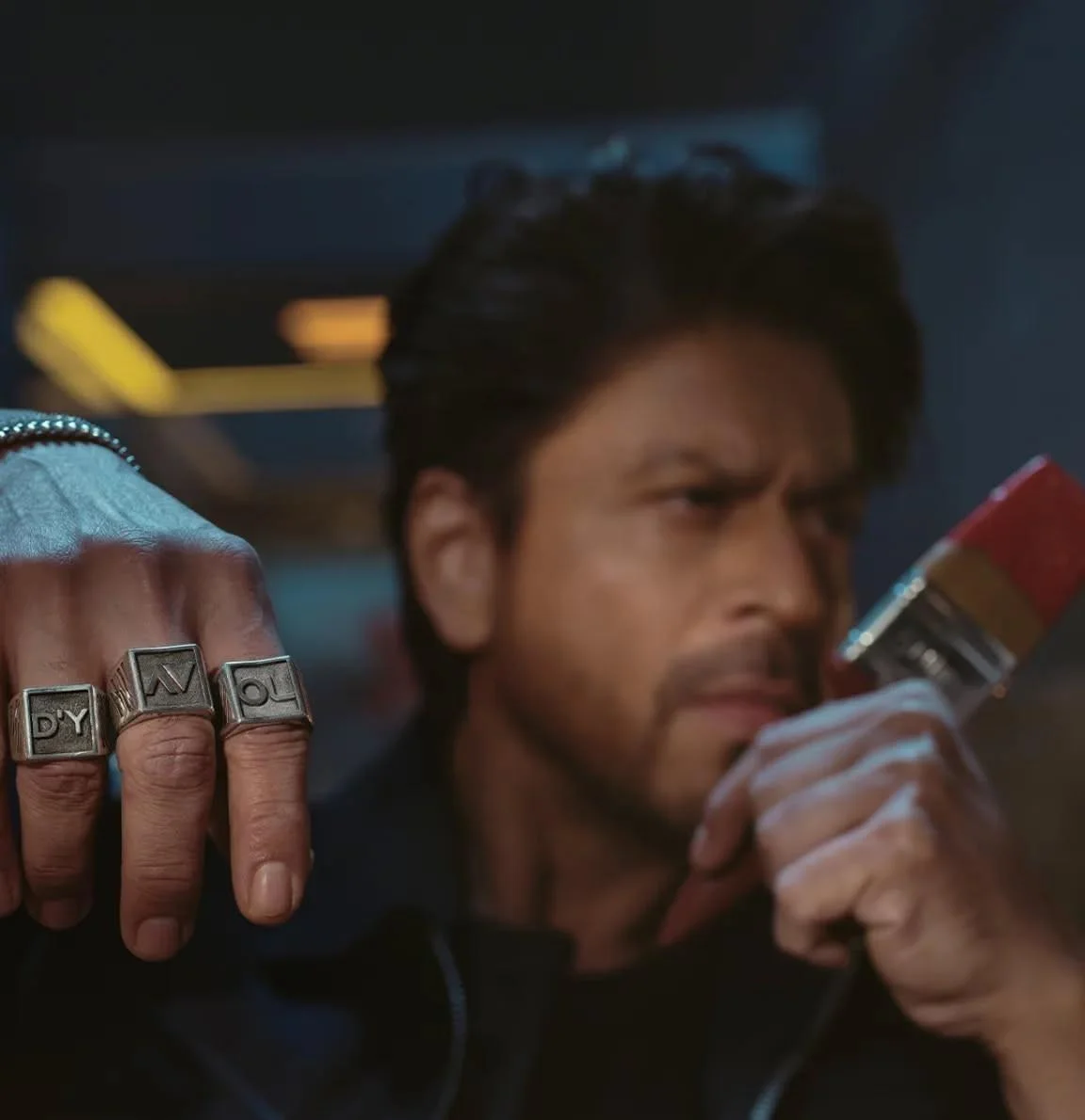 Shah Rukh Khan Blur Photoshoot Hd