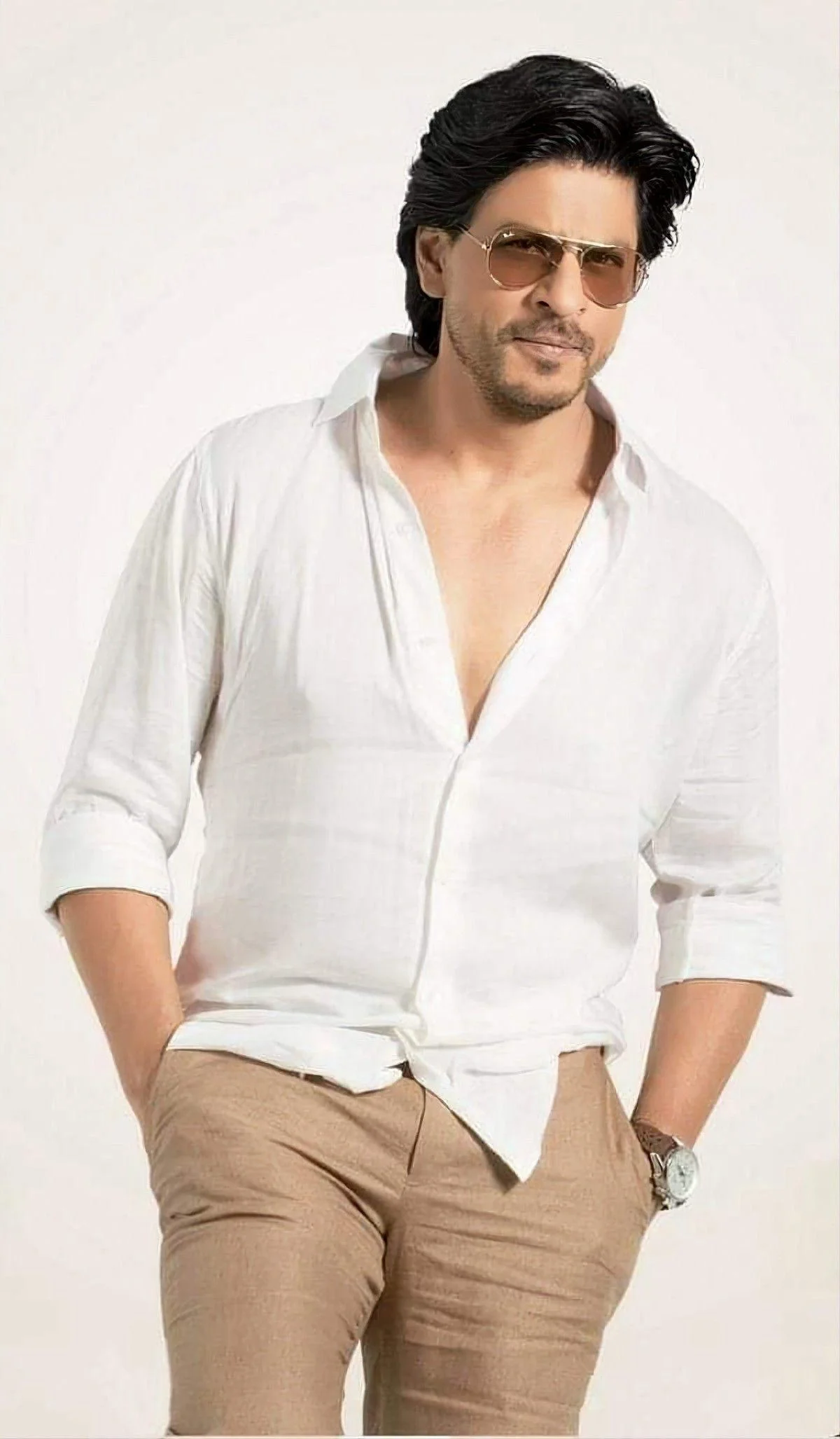 Shah Rukh Khan Classic Pose Hd Wallpaper