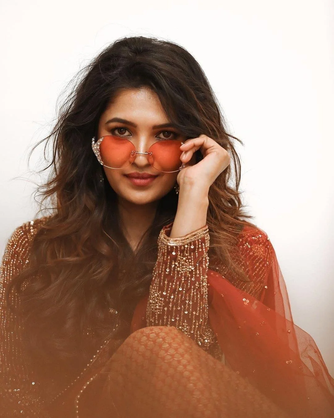 Vani Bhojan  Light Portrait Hd Wallpaper