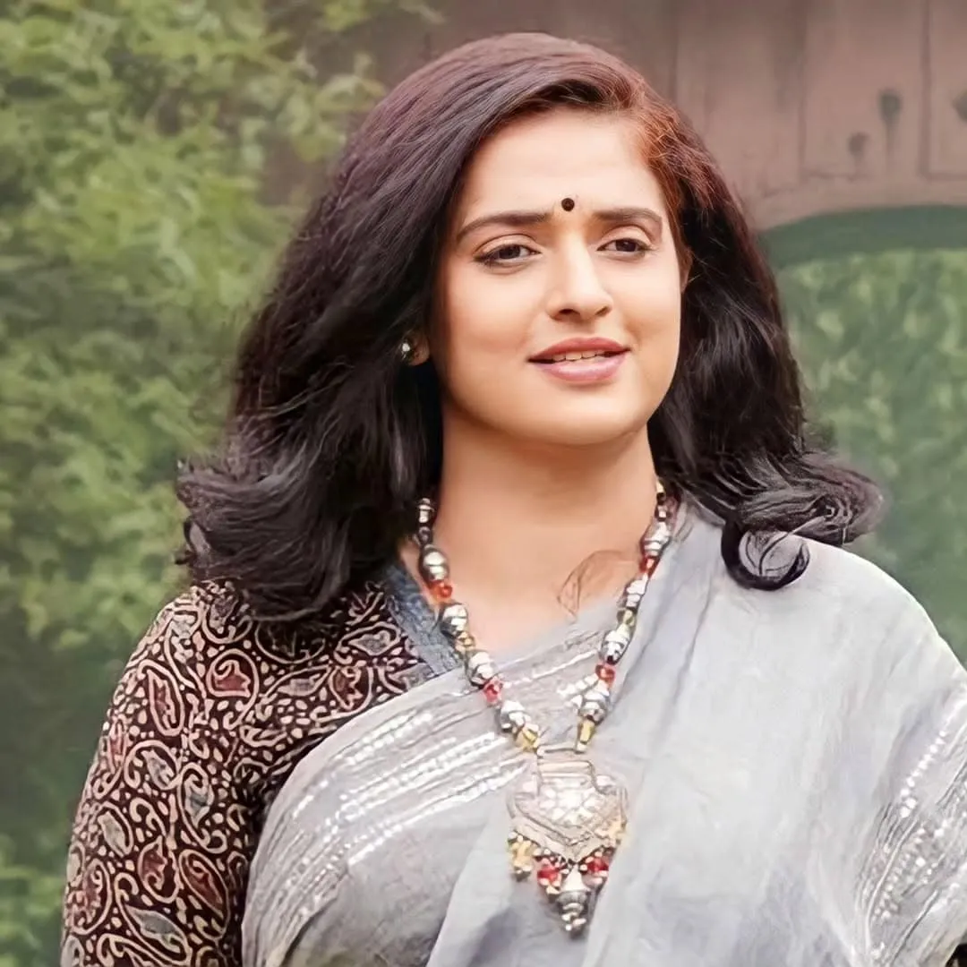 Photo 3 of Pavitra Lokesh