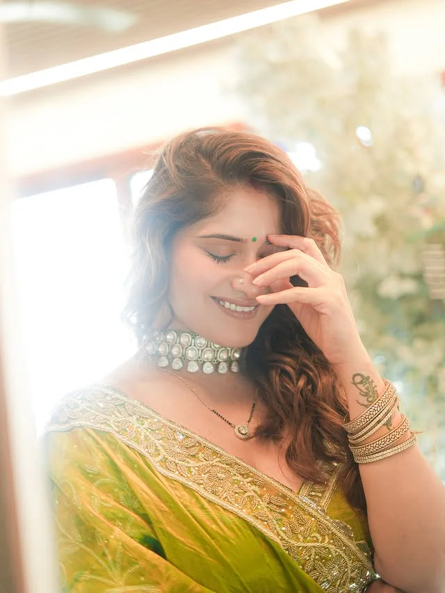 Photo 5 of Arti Singh