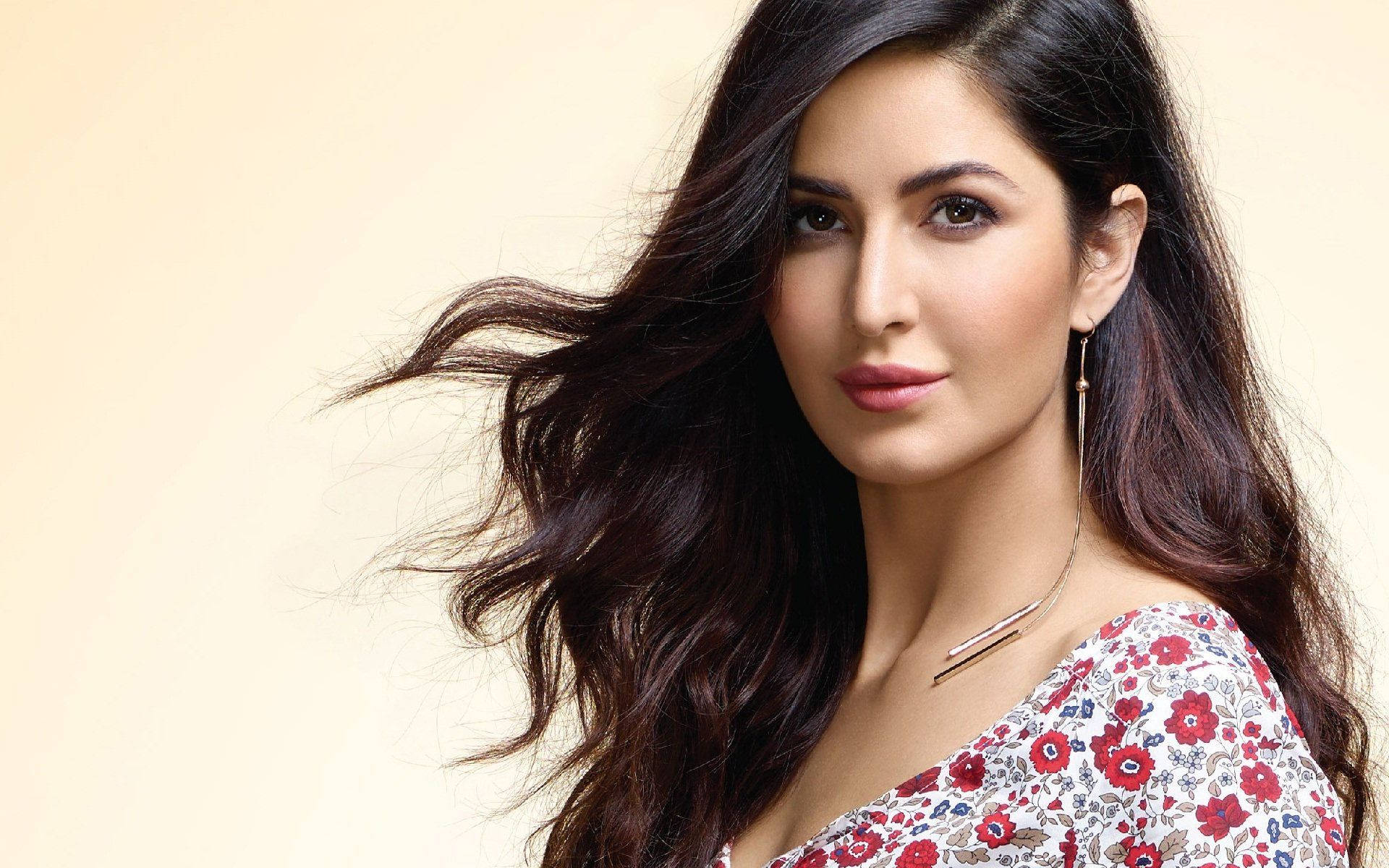Photo 3 of Katrina Kaif