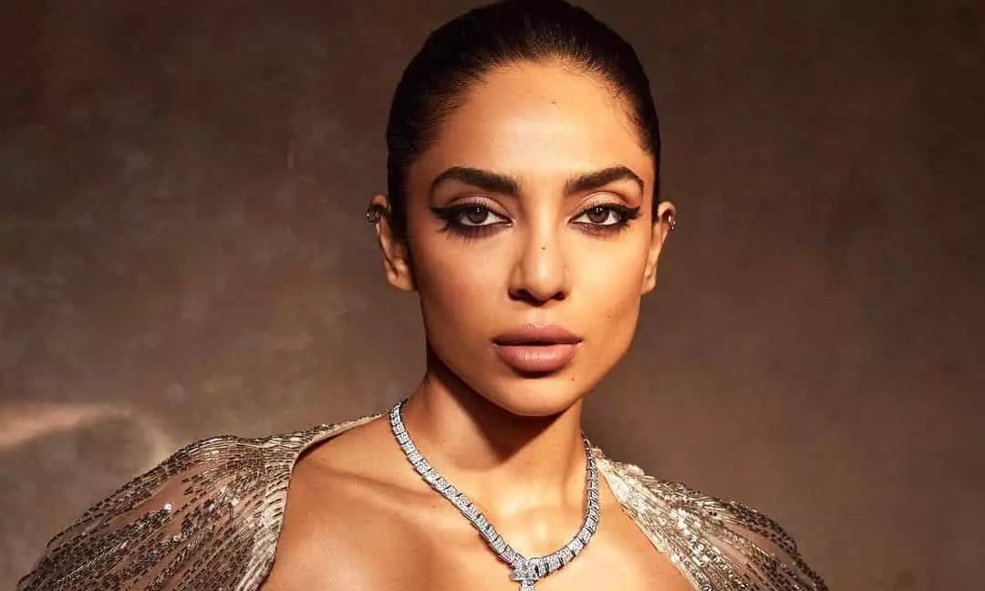 Photo 3 of Sobhita Dhulipala