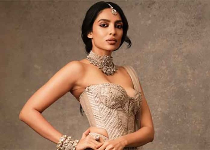 Photo 5 of Sobhita Dhulipala