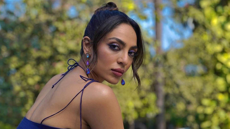 Photo 8 of Sobhita Dhulipala