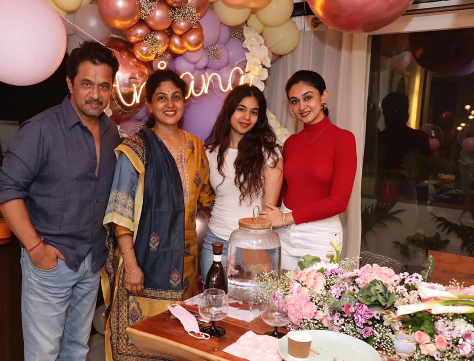 Photo 8 of Aishwarya Arjun