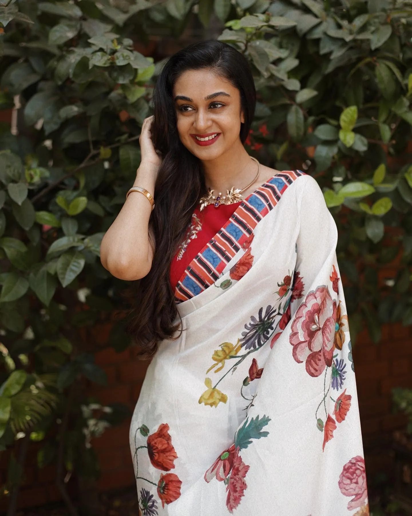 Photo 6 of Aishwarya Arjun