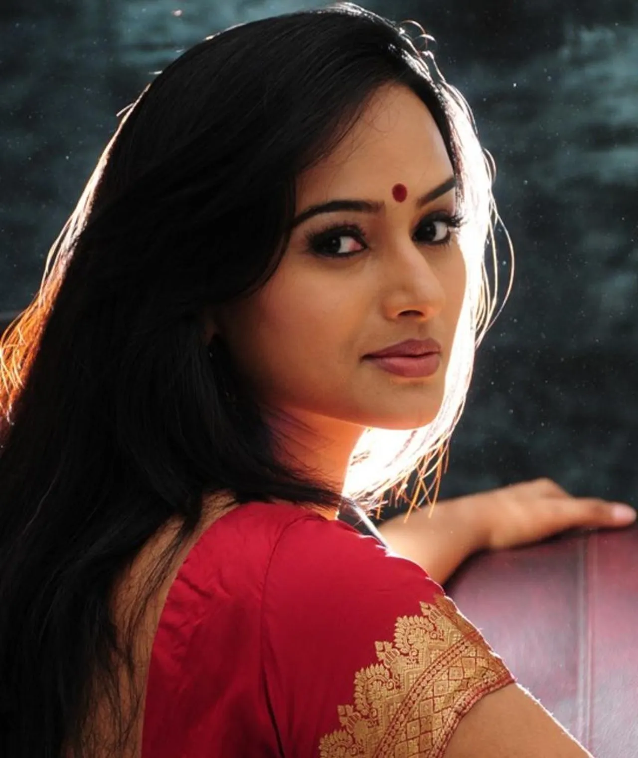 Photo 6 of Anupama Kumar