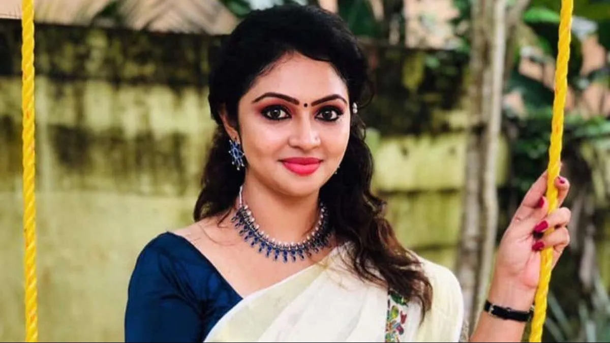 Photo 4 of Arundhati Nair