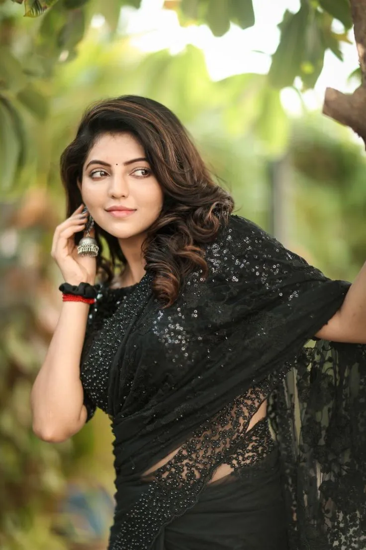 Photo 1 of Athulya Ravi