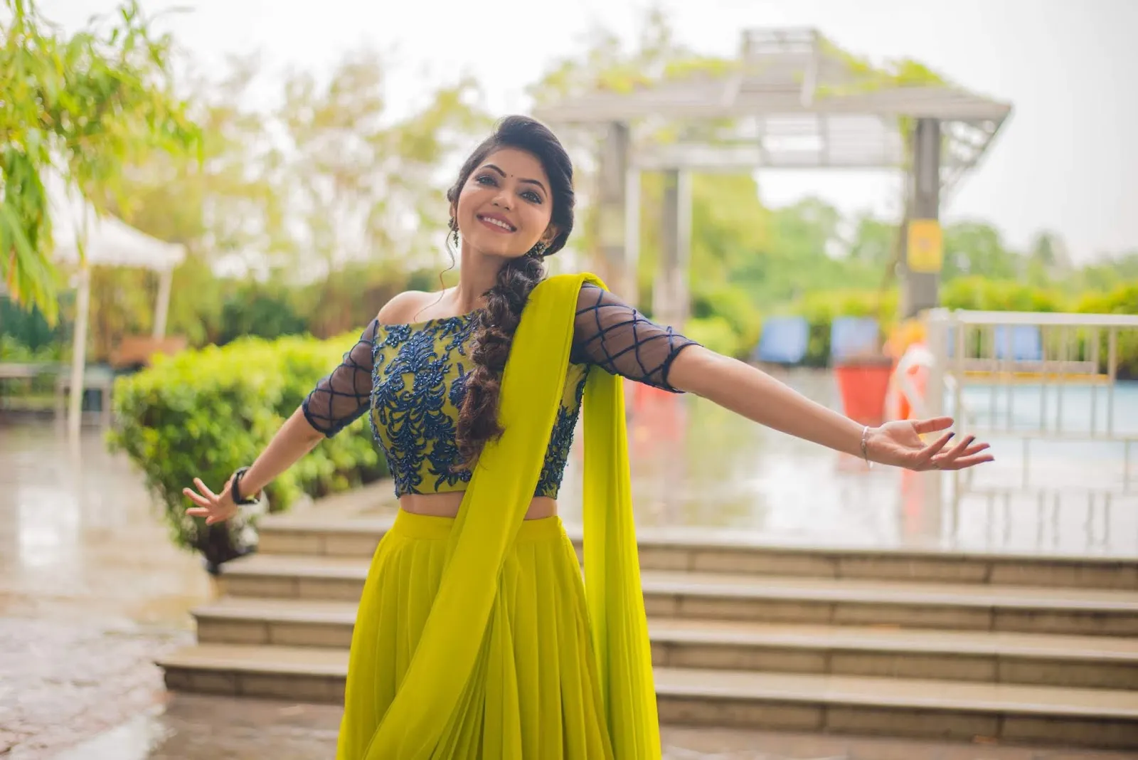 Photo 7 of Athulya Ravi