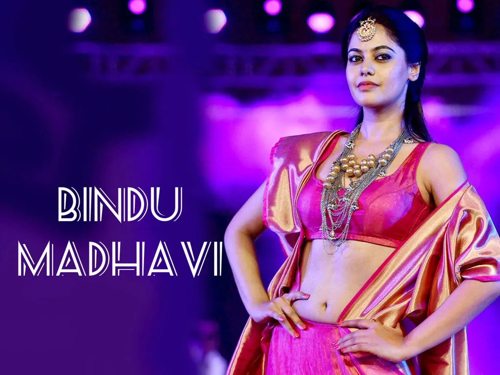 Photo 7 of Bindu Madhavi