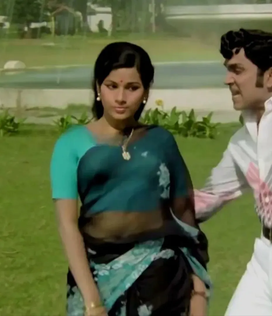 Photo 6 of Fatafat Jayalaxmi