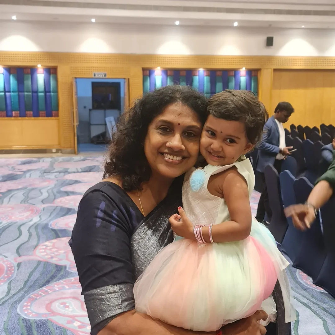 Photo 3 of Janaki Suresh