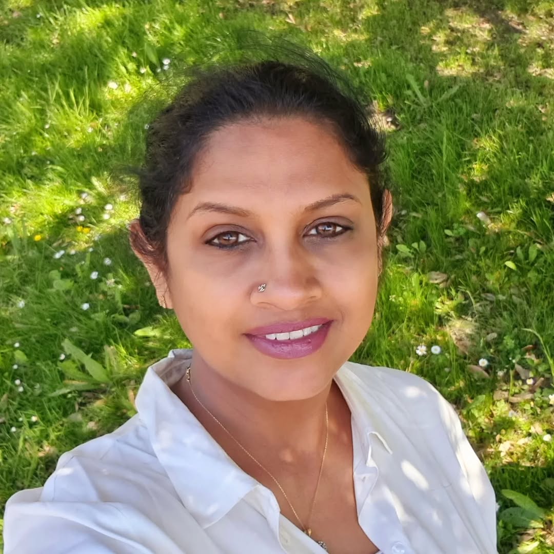 Photo 7 of Janaki Suresh
