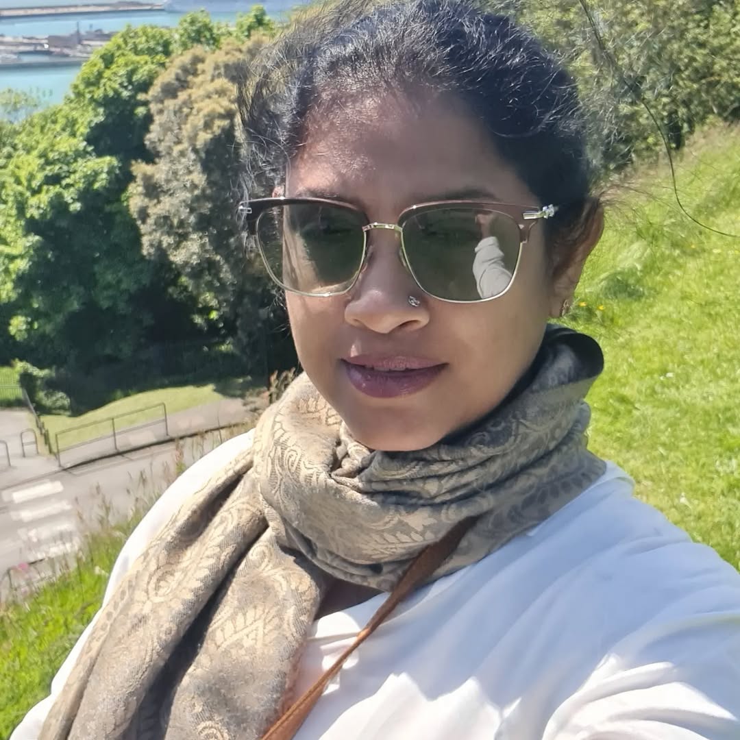 Photo 8 of Janaki Suresh