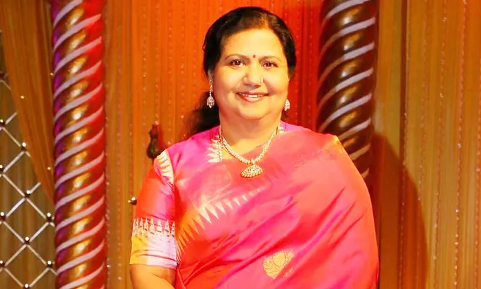 Photo 2 of Kutty Padmini