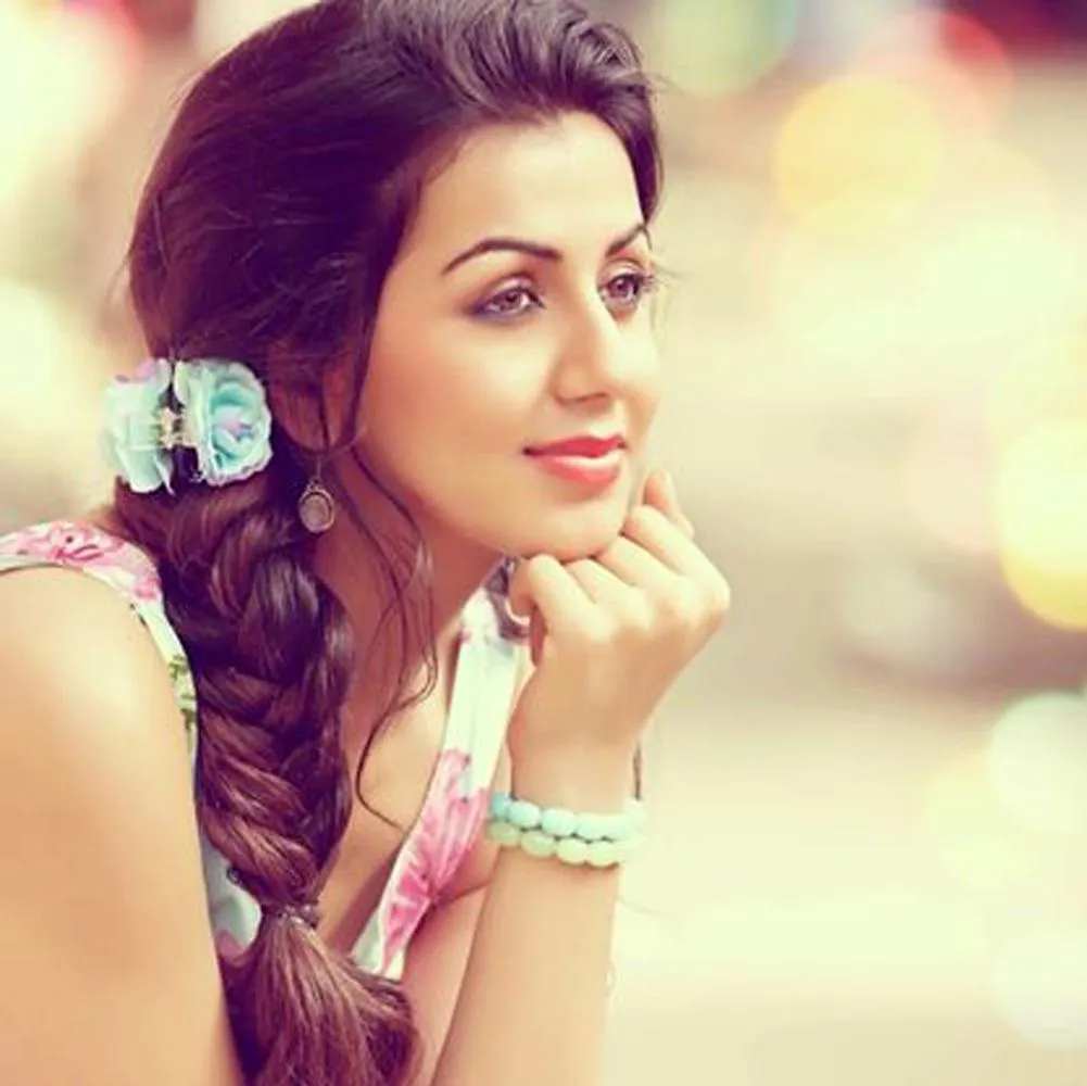 Photo 7 of Nikki Galrani