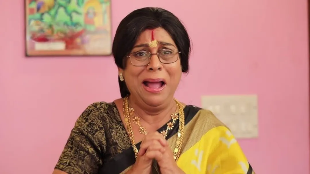 Photo 3 of C. I. D. Sakunthala