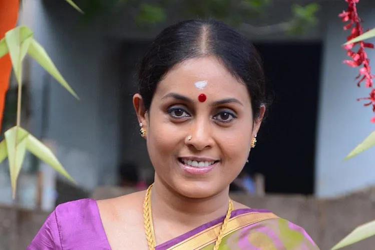 Photo 3 of Saranya Ponvannan