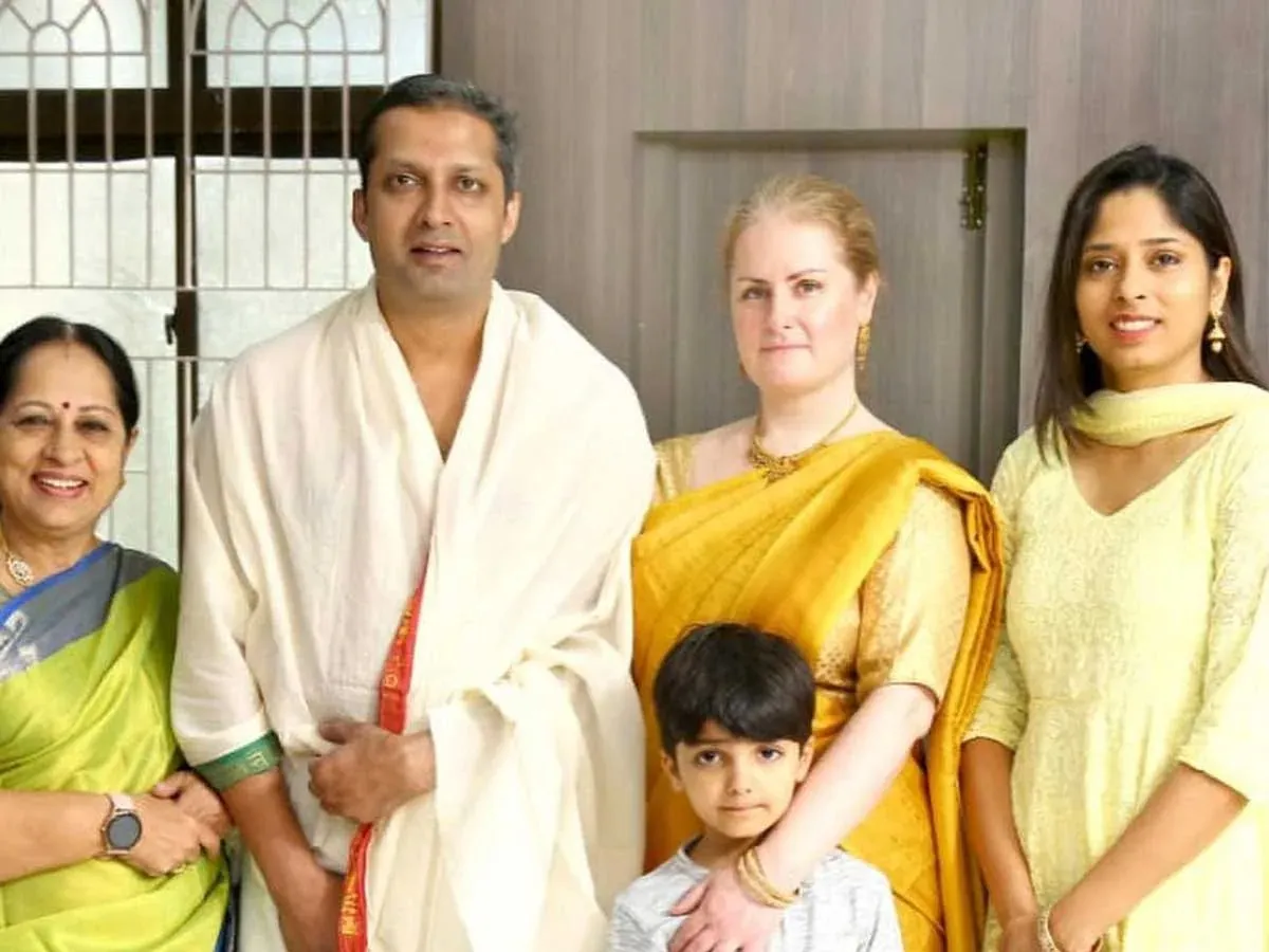 Photo 2 of Sathyapriya