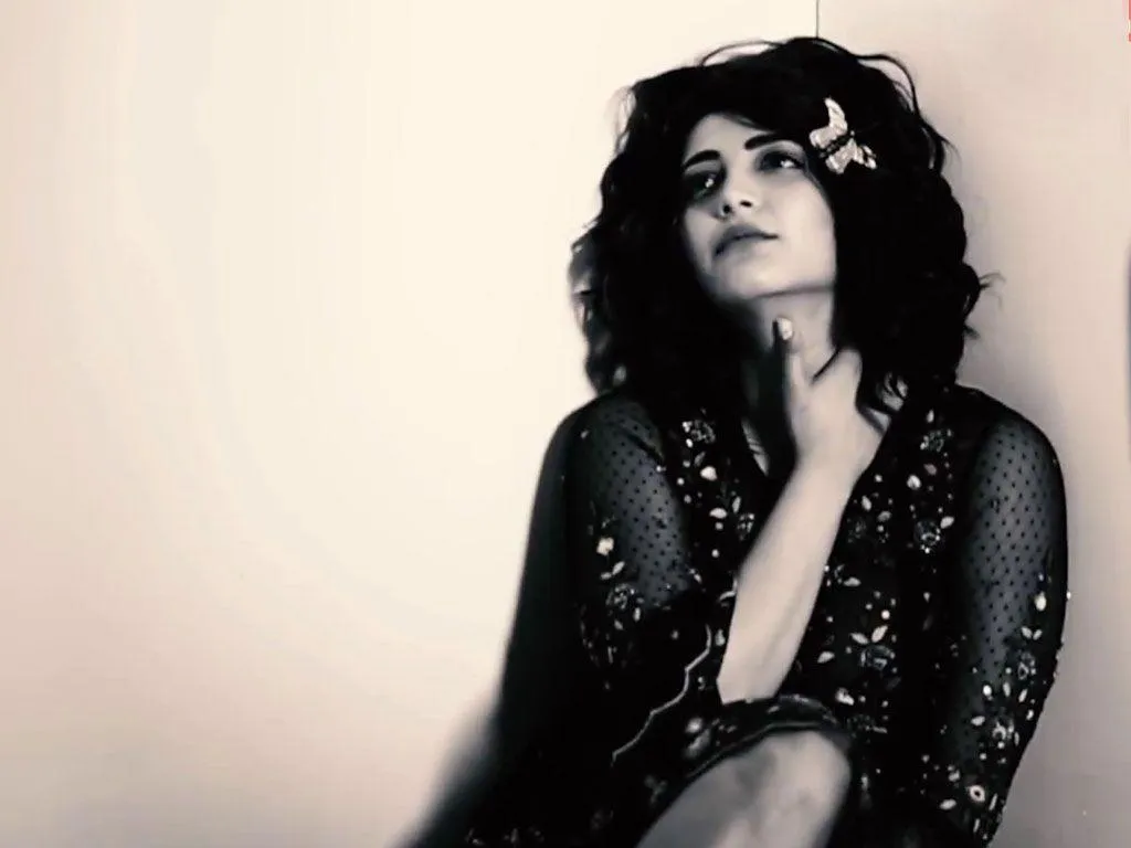 Photo 6 of Shruti Haasan