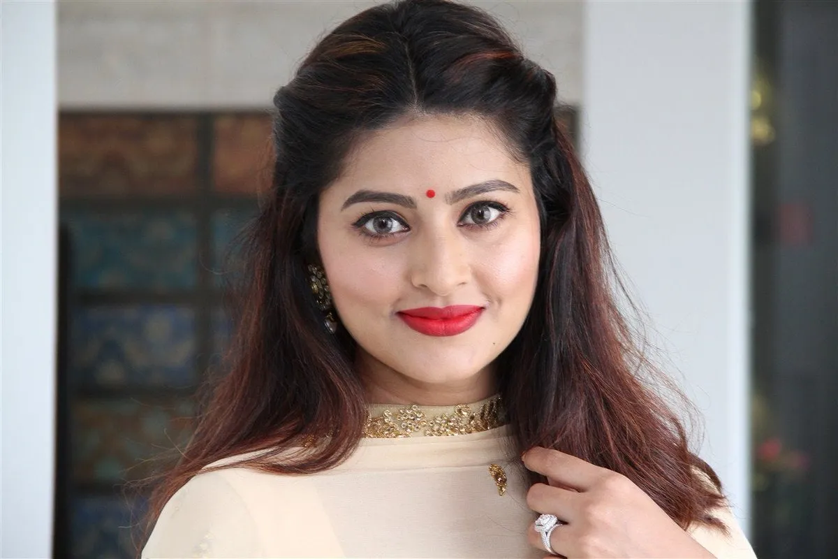Photo 2 of Sneha