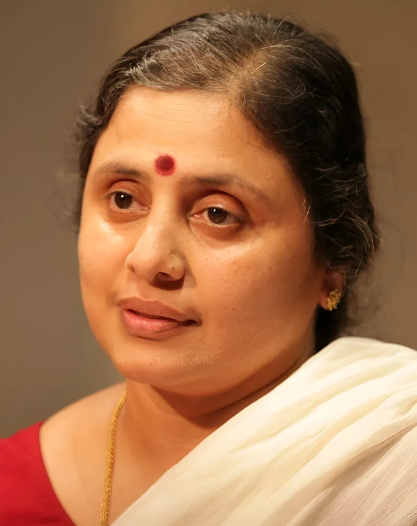 Photo 5 of Vanitha Krishnachandran