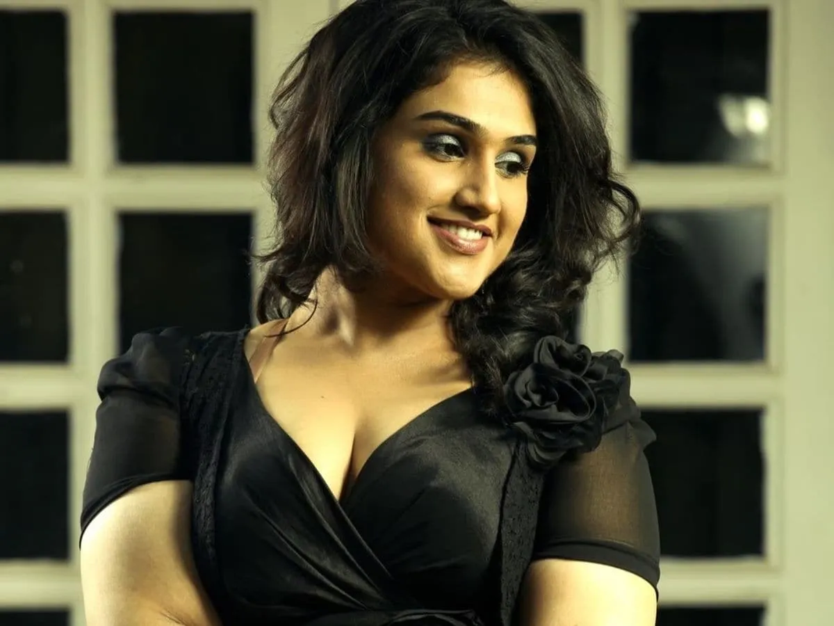 Photo 4 of Vanitha Vijayakumar