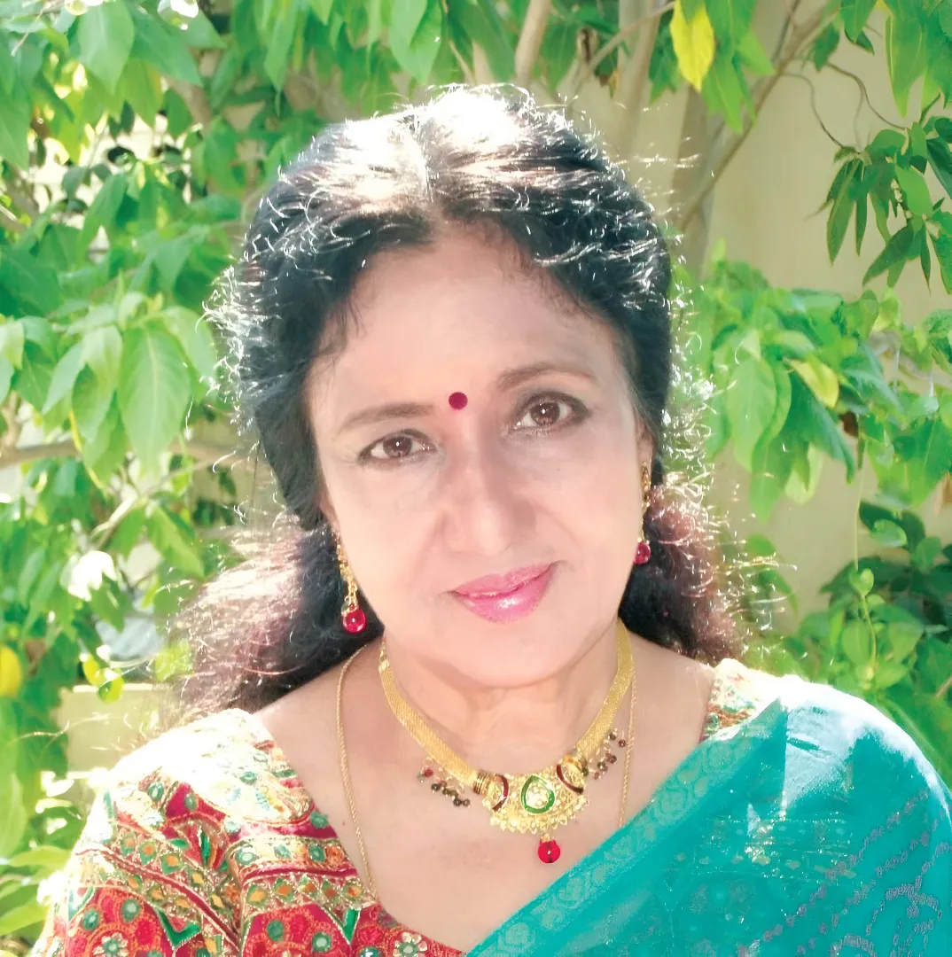 Photo 2 of Vennira Aadai Nirmala 