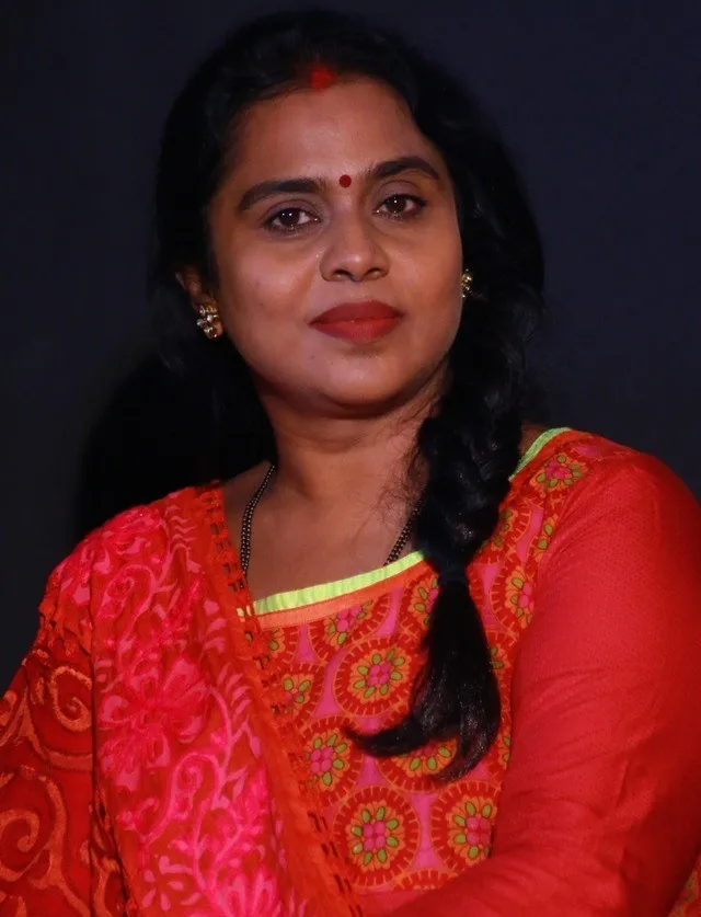 Photo 3 of Viji Chandrasekhar